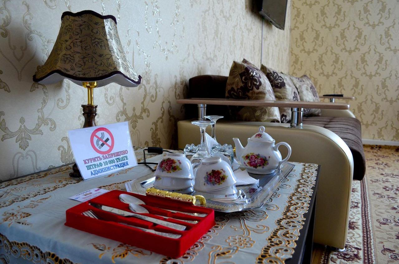 The Grand Hotel Semey Eksteriør billede