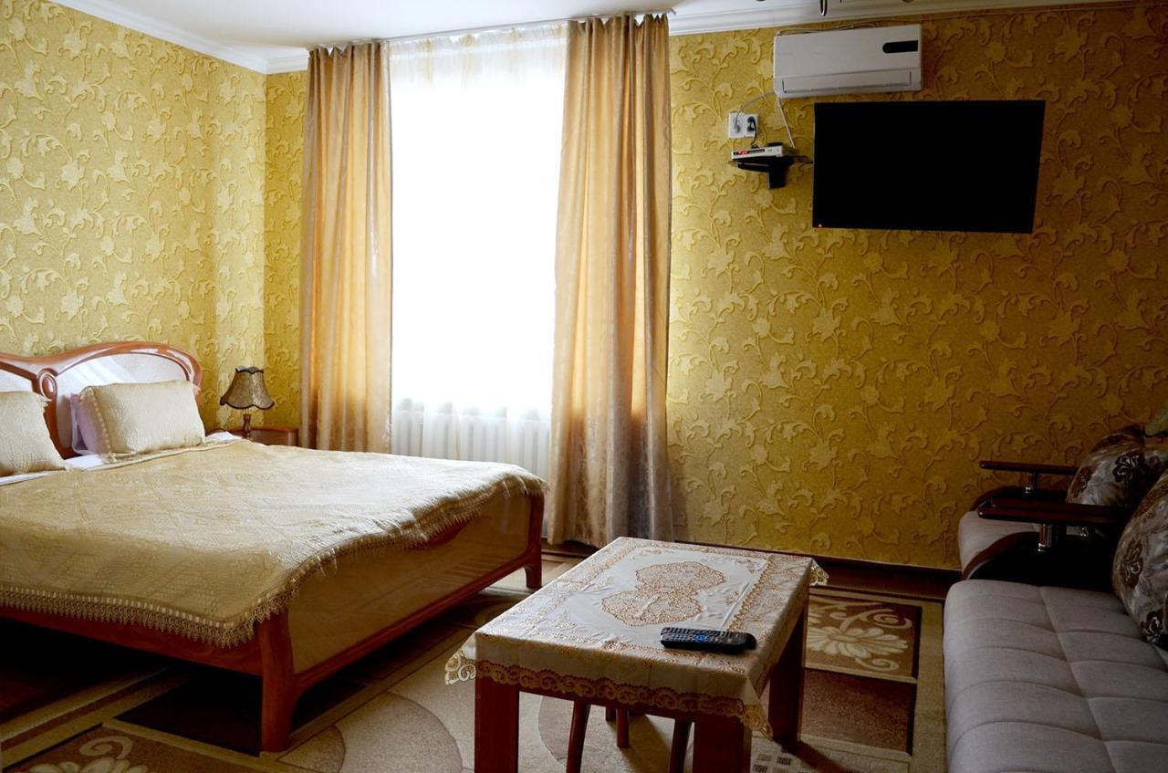 The Grand Hotel Semey Eksteriør billede