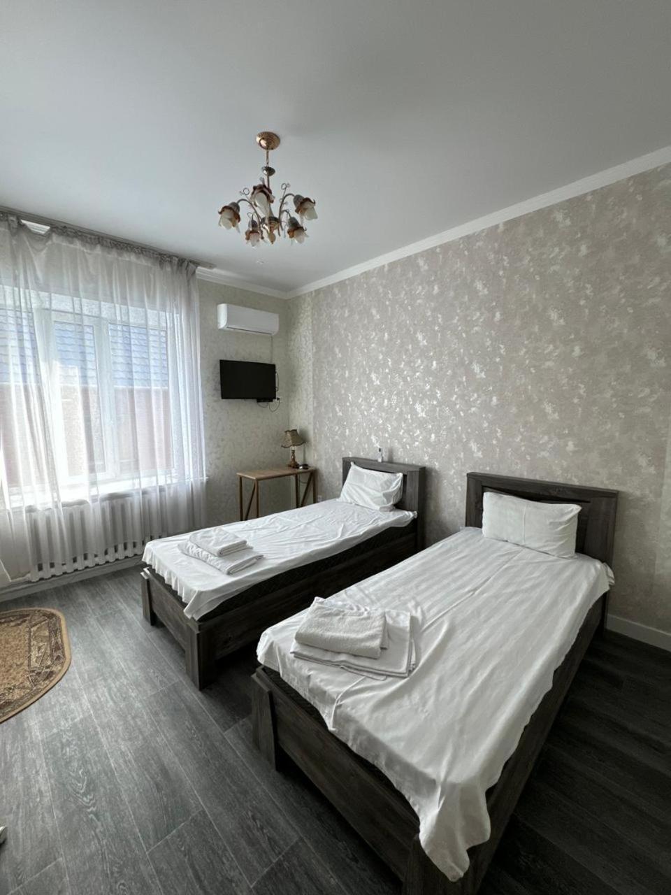 The Grand Hotel Semey Eksteriør billede
