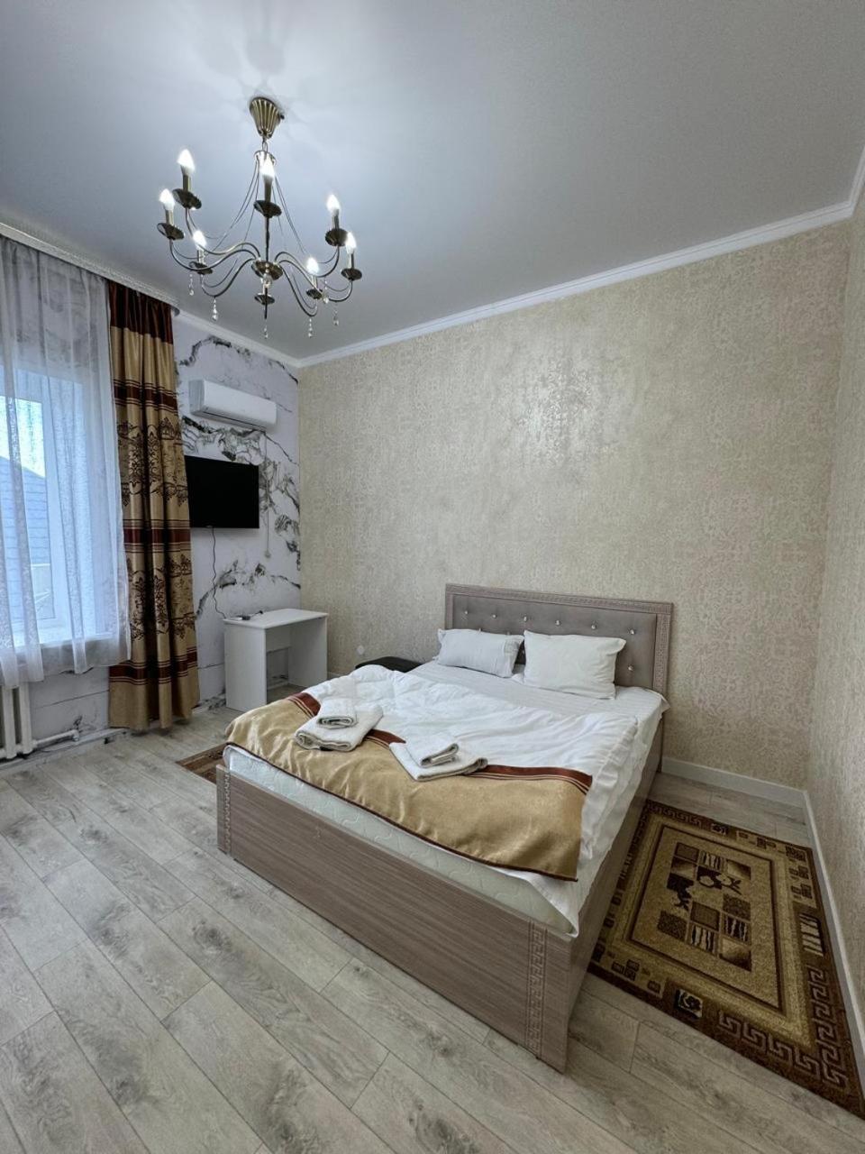 The Grand Hotel Semey Eksteriør billede