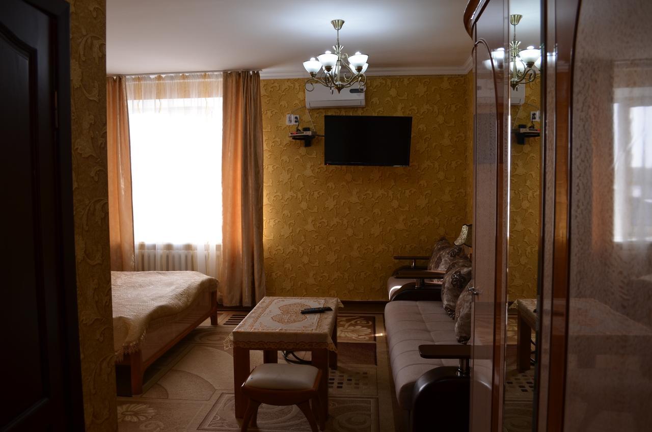 The Grand Hotel Semey Eksteriør billede